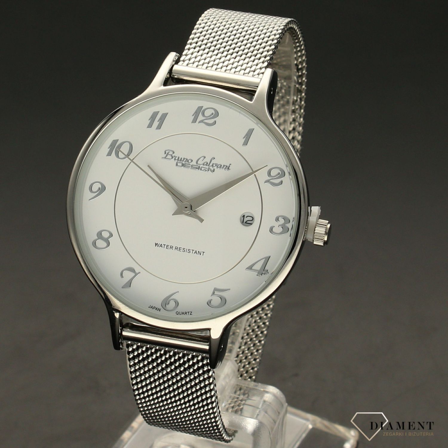 Zegarek damski BRUNO CALVANI BC3097 srebrny. Zegarek damski zachowany w klasycznym srebrnej kolorystyce z piękną białą tarczą. Tarcza zegarka ozdobiona srebrnymi cyframi arabskimi i wskazówkami. I (2).jpg